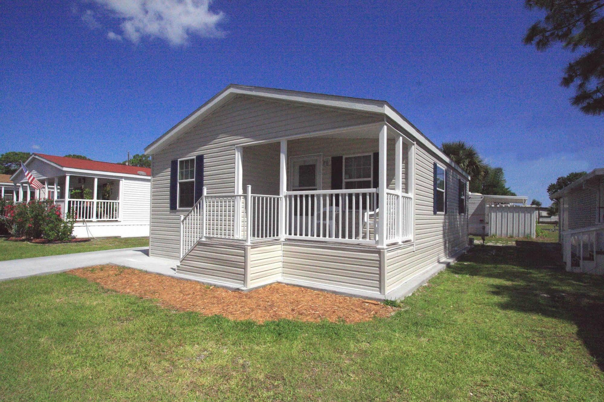 Groves Rv Resort Harlem Heights Esterno foto
