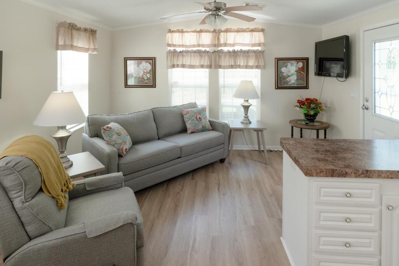 Groves Rv Resort Harlem Heights Esterno foto